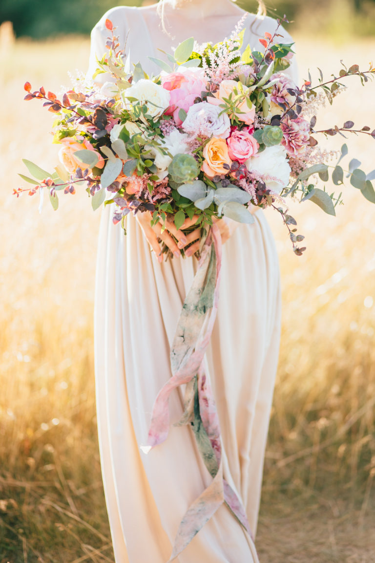 How To Start A Wedding Florist Business-All You Need To Know! - Florist Blog: We Love Florists